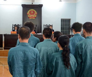 7 người gây rối trước trụ sở UBND Bình Thuận lĩnh án