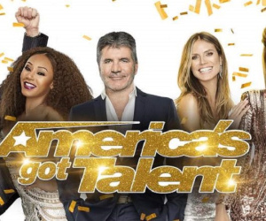 America's Got Talent 2018: Đội thi đông thí sinh nhất làm 'mưa bão' ngay trong trường quay