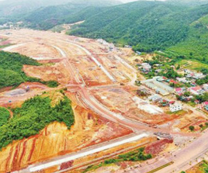 Đất đặc khu 'đóng băng', giá vẫn cao