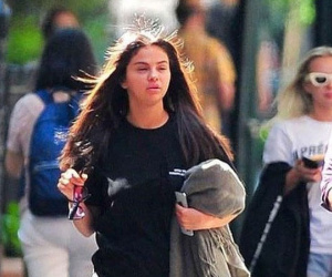 Không thể tin đây là bộ dạng của Selena sau tin Justin đính hôn với Hailey Baldwin