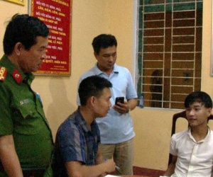 Nghi phạm 16 tuổi đâm trọng thương người, cướp tiền giữa trưa