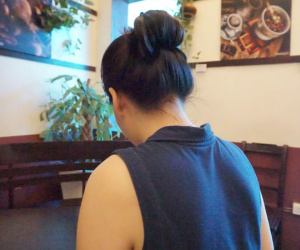 Người mẹ uất nghẹn tố cáo ông nội dâm ô con gái 9 tuổi: 'Đó là điều quá sức chịu đựng của tôi'