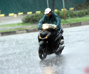 Dự báo thời tiết 13/7: Đêm nay miền Bắc có mưa to