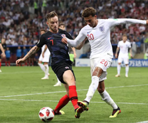 Rakitic sốt 39 độ một ngày trước khi đá đủ 120 phút trận bán kết