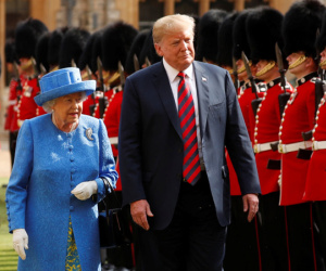 Trump bị chỉ trích vì phớt lờ Nữ hoàng Anh