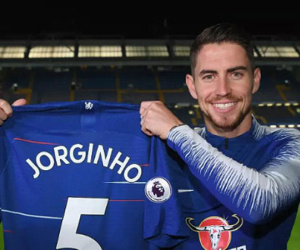 Chelsea chi 75 triệu đôla, 'giật' Jorginho trước mũi Man City