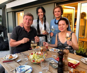 Hồng Nhung khoe ảnh bình yên, vui vẻ cùng hai con sau khi ly hôn