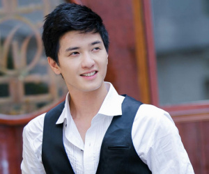 Những lần sao Việt bị chỉ trích vì hồn nhiên đi trễ ở sự kiện