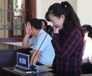 Bạn trai phủ nhận vay 12 tỉ của hotgirl ngân hàng