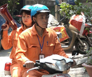 Video: Điện lực Hà Nội dùng hàng trăm xe loa tuyên truyền tiết kiệm điện