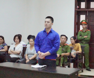 Xử phúc thẩm vụ Cao Mạnh Hùng dâm ô bé gái ở Hoàng Mai: Giữ nguyên án 2 năm tù giam
