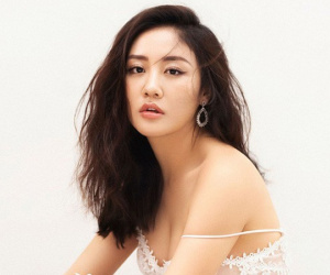 Văn Mai Hương phát ngôn đầy ẩn ý sau khi bị tố lợi dụng 'đám cưới người ta' để PR