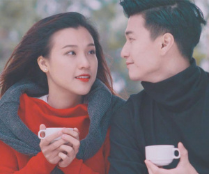 1 năm đường tình đôi ngả, Hoàng Oanh bước lên đỉnh cao danh vọng, Huỳnh Anh trượt dài bên bờ vực sự nghiệp