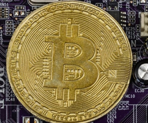 Giá Bitcoin tăng vọt lên đỉnh một tháng