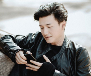 Giữa scandal bị đàn chị 'dằn mặt' vì bỏ show và ồn ào lộ ảnh nóng, Huỳnh Anh bất ngờ để lộ danh tính bạn gái mới