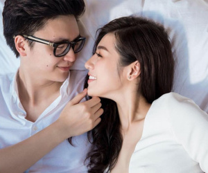 Hôn phu Á hậu Tú Anh khóa trang cá nhân sau vụ chỉ trích Văn Mai Hương
