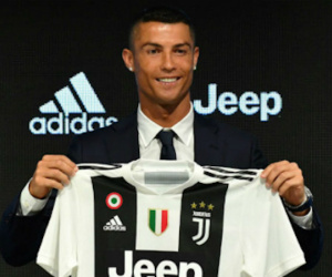 Báo Italy: 'Ronaldo sang Juventus để hưởng ưu đãi thuế'