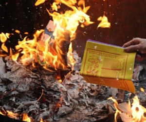 Đại gia Yên Bái bán vàng mã lãi hơn 5 tỷ đồng mỗi tháng