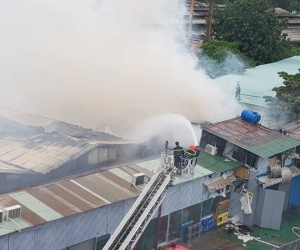 Cháy lớn gần siêu thị Co.op Mart Trường Chinh