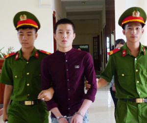 'Yêu' bé gái chăn dê, nam thanh niên lĩnh 6 năm tù