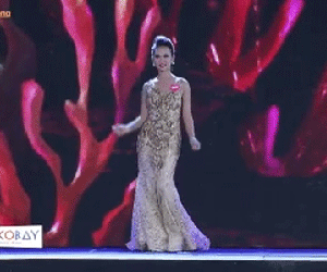 Thí sinh Chung khảo phía Bắc HHVN 2018 catwalk loạng choạng, dáng đi 'quê mùa'