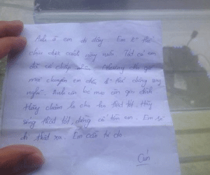 Vợ bỏ đi để lại 2 con nhỏ cùng lời nhắn: 'Em muốn đi thật xa, em cần tự do'