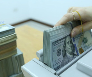 Giá USD liên tục phá đỉnh, hệ quả của việc 'nén' quá lâu?