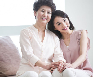 Mẹ chồng tương lai dễ thương 'rắc thính' tưng bừng, cô nàng hí hửng nhưng chân tướng được đồn đoán sau đó lại rất tẽn tò