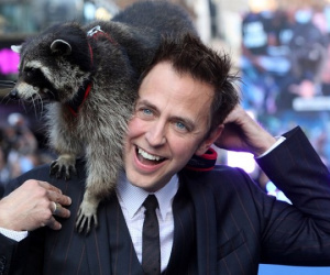 Nhiều sao Marvel lên tiếng và 240.000 chữ ký yêu cầu Disney rút lại quyết định đuổi James Gunn