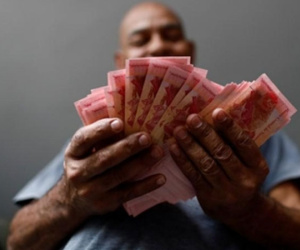 Venezuela có thể lạm phát một triệu % năm nay
