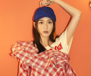 Bị giục lấy chồng sau bao lần làm phù dâu, Trần Kiều Ân chọn cách trả lời thú vị thế này