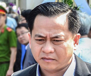 Vì sao Vũ 'nhôm' được mang quân hàm thượng tá?