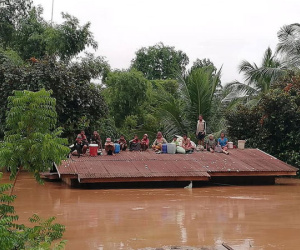 Vỡ đập thủy điện ở Lào: Hàng ngàn người lâm cảnh màn trời chiếu đất