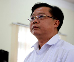 'Cần khởi tố sớm vụ điểm thi bất thường ở Sơn La'