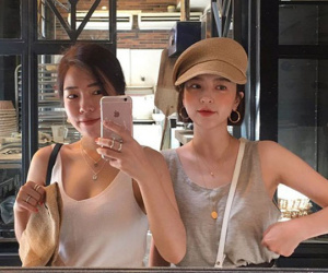 Cô gái khóc dở mếu dở vì chị dâu tương lai thích 'dùng chùa' quần áo đắt tiền, tiện tay cuỗm luôn đồ mang đi