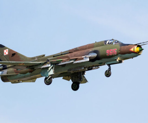 Cường kích Su-22 có thể nhấn chìm chiến hạm 10.000 tấn