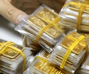 Giá vàng hôm nay 26/7: Giá rẻ nhất 12 tháng, rủi ro đe doạ dân đầu cơ