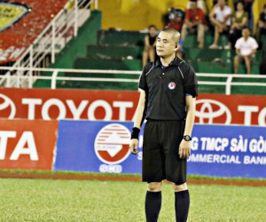 Phó ban trọng tài: VPF mời trọng tài Thư trở lại bắt V.League
