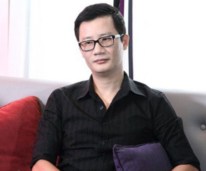 Sao Việt gửi lời chia buồn khi biết tin bố của Hoàng Bách qua đời