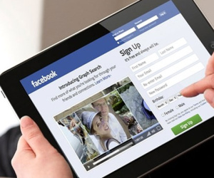 Khủng hoảng niềm tin và thảm họa cổ phiếu Facebook