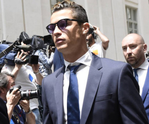 Messi, Ronaldo gặp cơn ác mộng thuế ở Tây Ban Nha như thế nào?