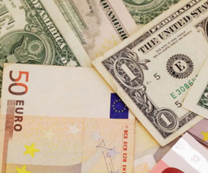 Tỷ giá ngoại tệ ngày 27/7: USD tăng nhanh, Nhân dân tệ tụt giảm