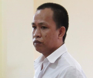 Hy hữu: Hoãn xử tử tù vì tên cha bị cáo... sai