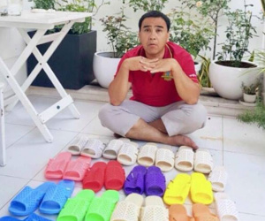 MC Quyền Linh khoe bộ sưu tập dép tổ ong đủ màu ngày nào cũng mang dù sống trong biệt thự triệu đô