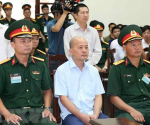 Cựu thượng tá Út ‘Trọc’ mong được xét đến xuất thân nghèo khó