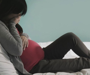 Cứ tưởng hạnh phúc vì có chồng tâm lý, vợ bầu bàng hoàng khi phát hiện hành động lén lút này