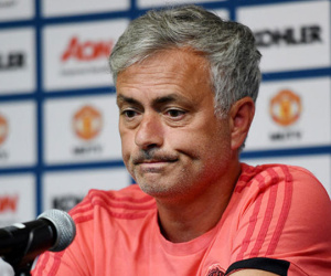 Mourinho muốn MU mua thêm ít nhất một tân binh