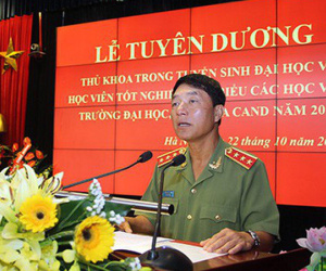 Sẽ trình Chủ tịch nước giáng cấp Thượng tướng Trần Việt Tân