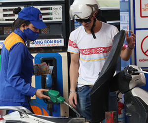 Giá dầu tăng giúp Petrolimex lãi hơn 2.800 tỷ đồng