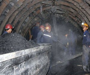 Không bật quạt thông gió, một công nhân ngành than chết trong hầm lò
